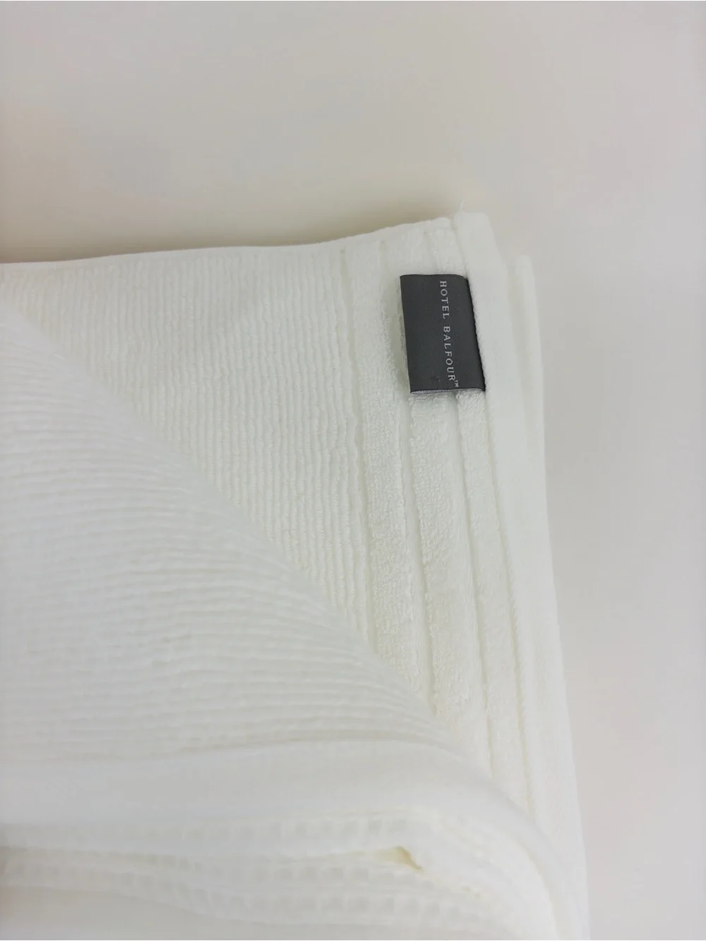 NWT 2Pc Hotel Balfour Waffle Bath Towels in Pure White Soft Cotton